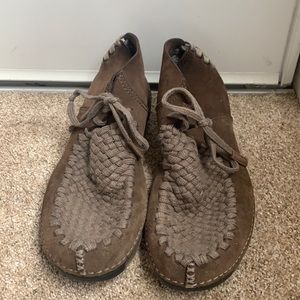 Men’s Nike Moccasin Sneakers size 13